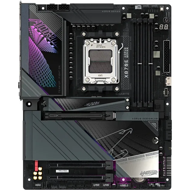 Gigabyte AORUS X870E Master, vedere alternativă