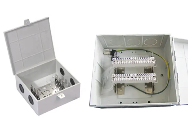 APC Electronic APC Box for plinths, 30 pairs distribution box without krone moudle