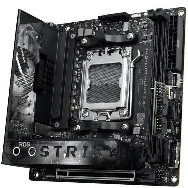 ASUS ROG STRIX X870-I (ROG STRIX X870-I GAMING WIFI), vedere laterală