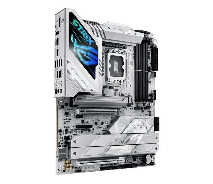 ASUS ROG STRIX Z890-A GAMING WIFI, vedere laterală