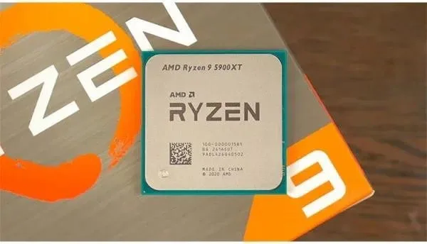 AMD Ryzen 9 5900XT (100-100001581WOF), 16C/32T, vedere alternativă