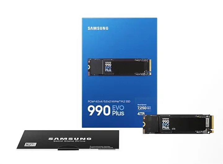 Samsung SSD M.2 4TB PCIe 4.0 990EVO PLUS, vedere laterală